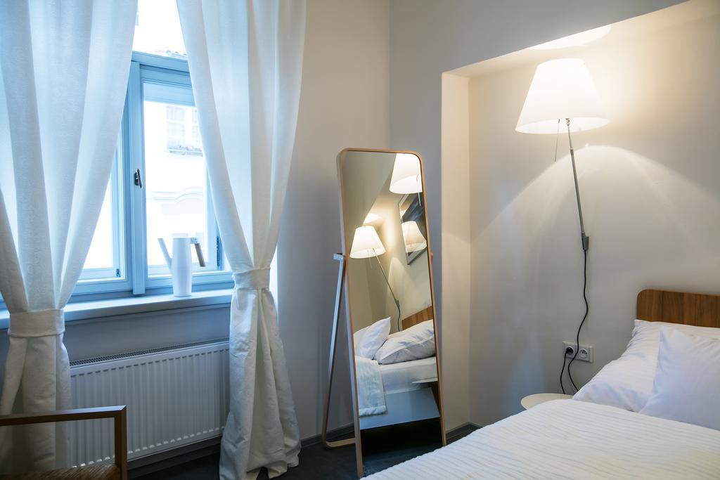 Apartments At The Blue Duckling Prague Luaran gambar